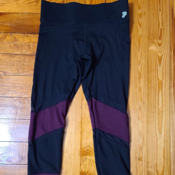Victoria's Secret PINK Ultimate High-Waist Ankle Leggings - Picture 3 of 15